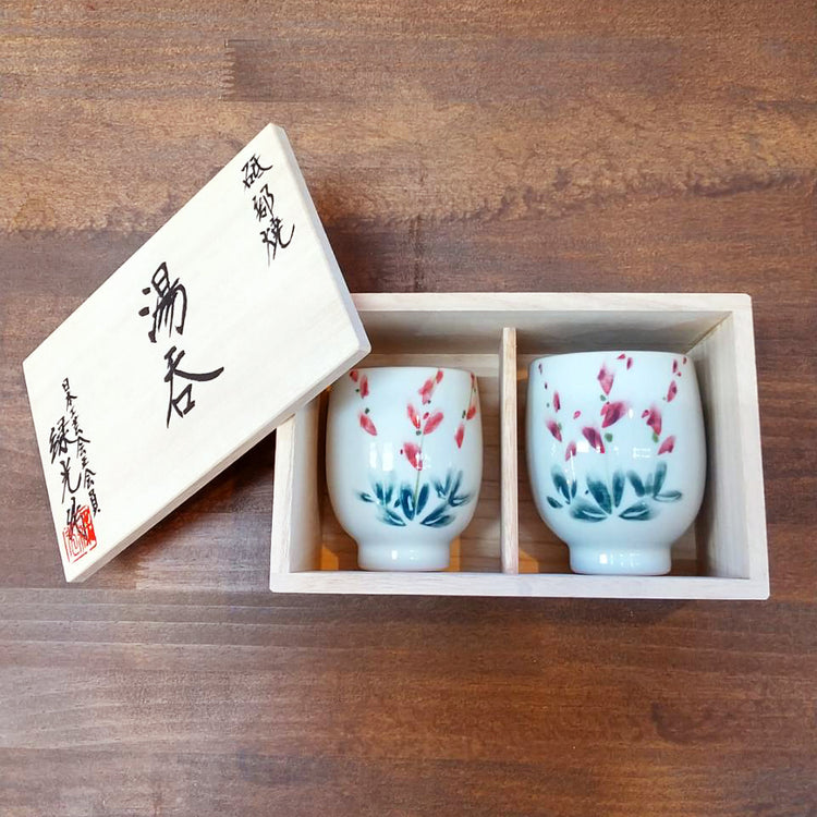 湯吞ペアセット(木箱入り)