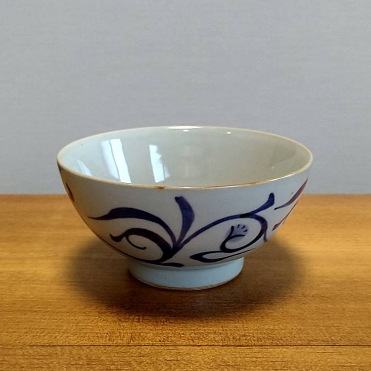 土物唐草絵茶碗 Mサイズ