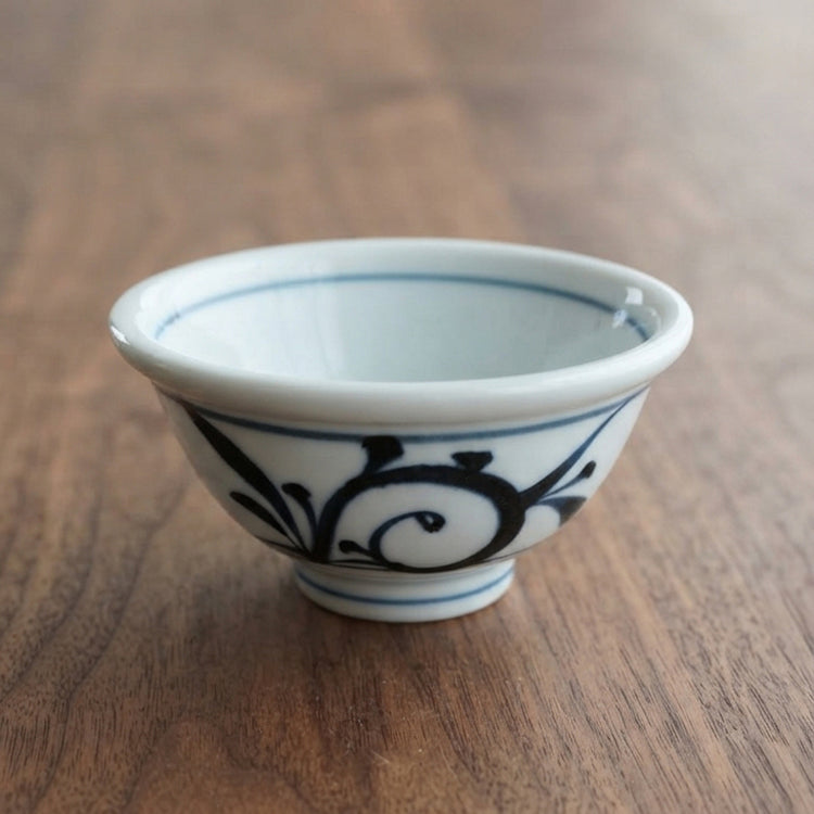 玉縁鉢【唐草】
