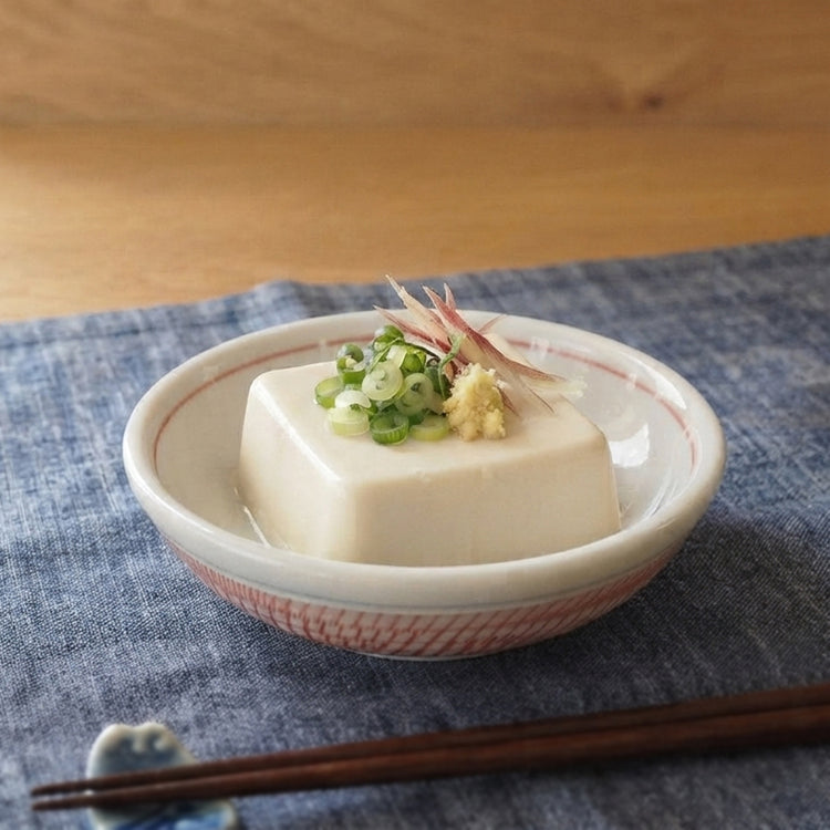 玉ぶち小鉢【とびかんな　赤】